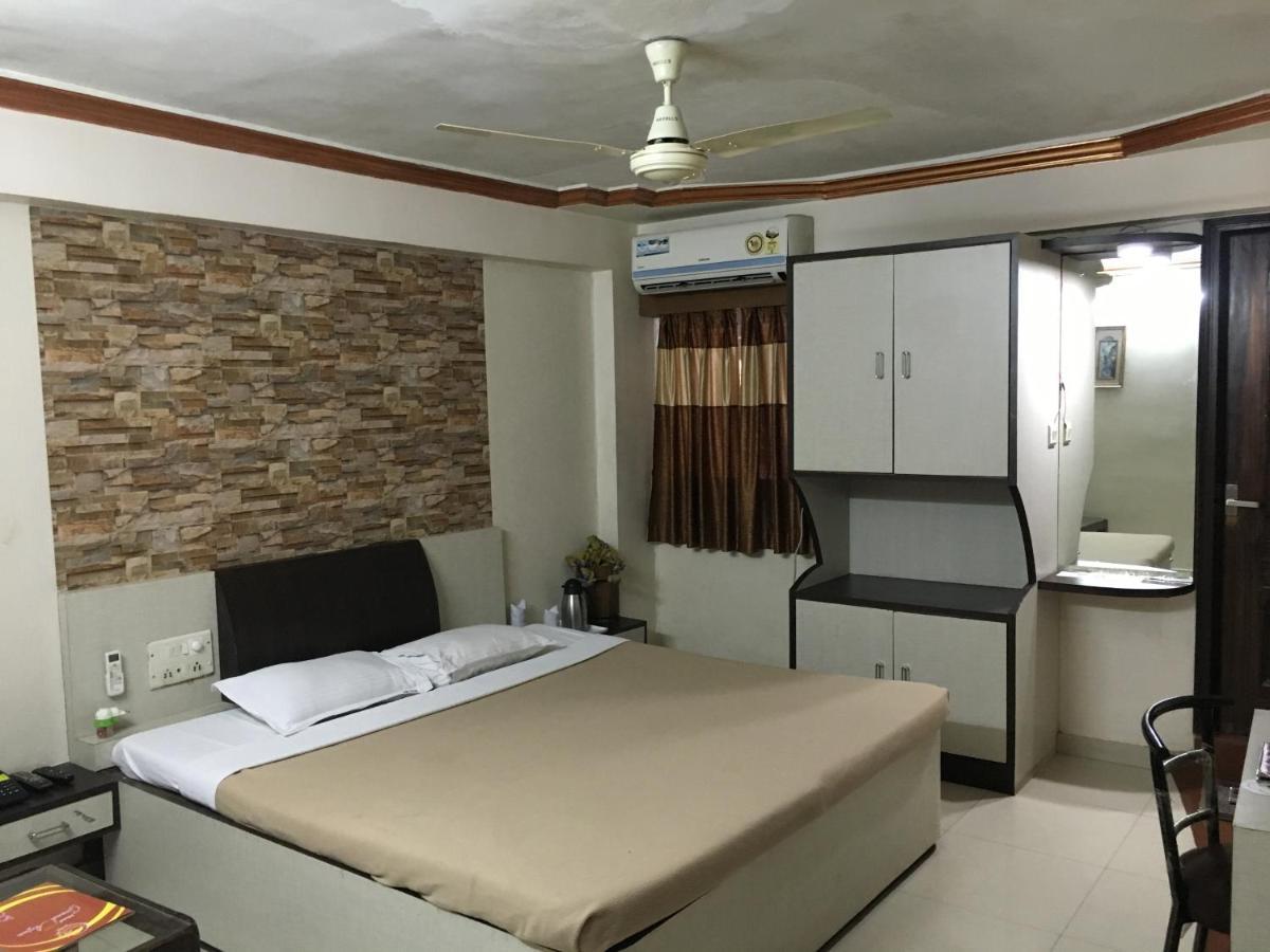 Hotel Grand Arjun Райпур Екстер'єр фото