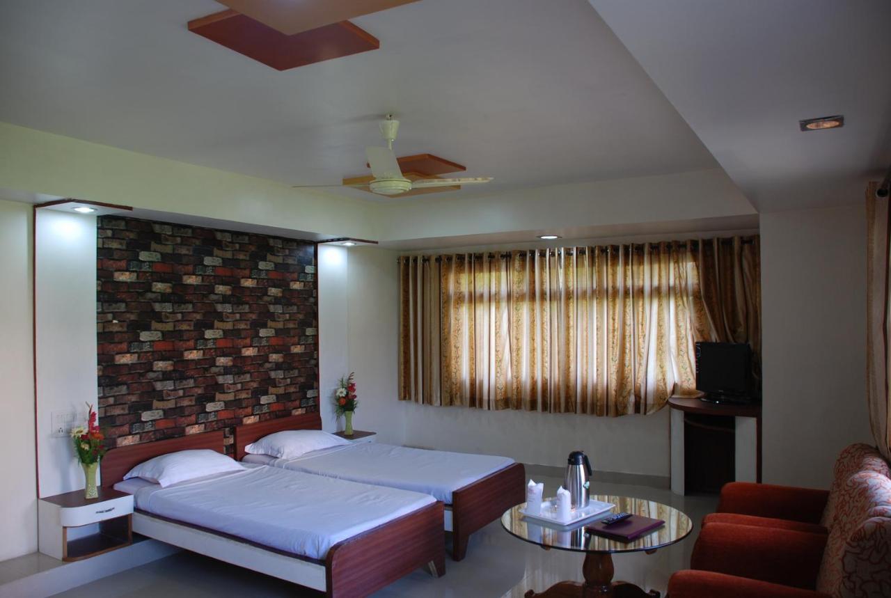 Hotel Grand Arjun Райпур Екстер'єр фото
